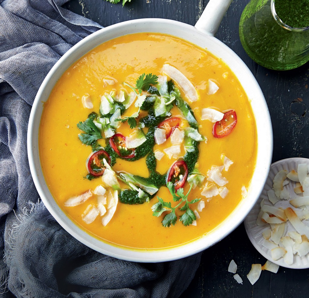 caramelised-pumpkin-soup-with-chilli-coconut-crumb