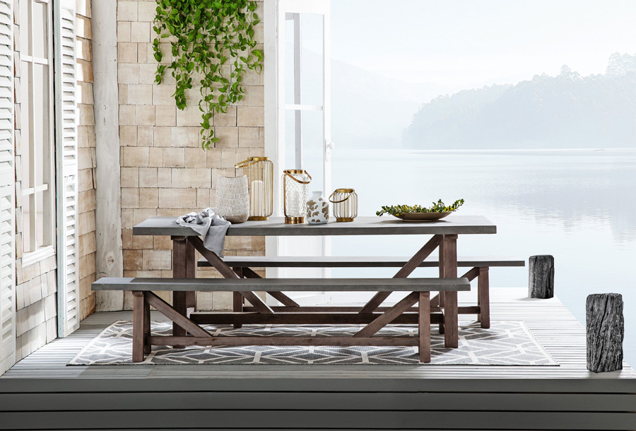 Estrella-sealed-concrete-dining
