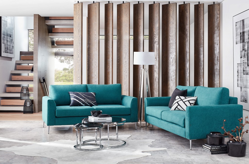 Add a pop of blue to your living space with the ever-so-stylish ‘Takoda’ lounge.