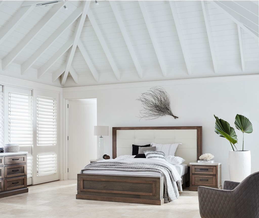 The relaxed timber aesthetic of the ‘Hamptons’ bed will transform your bedroom into a peaceful summer sanctuary.